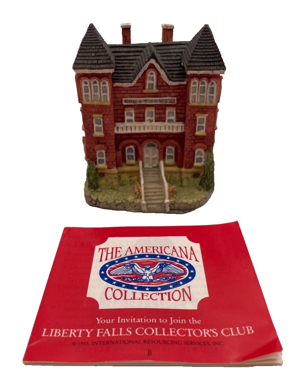 VTG Hand Painted, The Americana Collection Liberty Falls Court House - Pre-owned